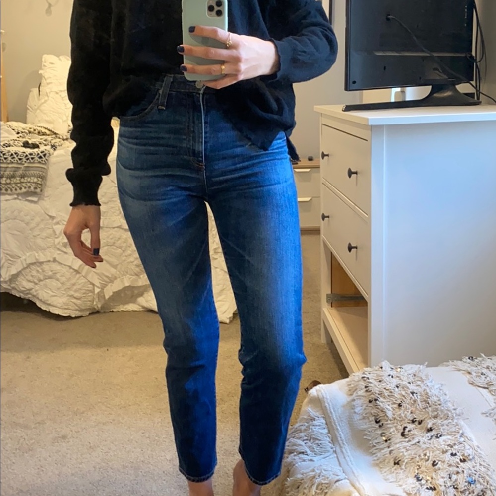 AG The Phoebe
